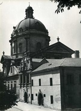 Kościół dominikanów pw. Bożego Ciała oraz Archiwum Narodowe