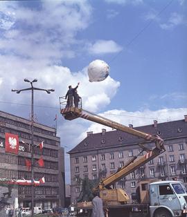 Wypuszczenie balonów