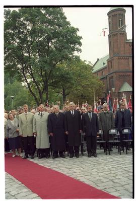 Uroczystość odsłonięcia i poświęcenia pomnika