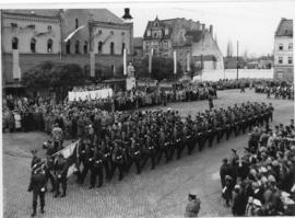 Odsłonięcie pomnika generała K. Świerczewskiego