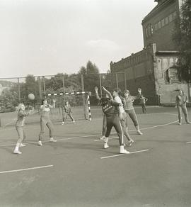 Trening piłkarek ręcznych IKS Ślęza Wrocław