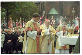 Uroczystość odsłonięcia i poświęcenia pomnika