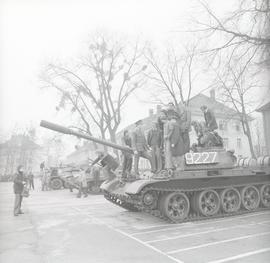 Dzień Otwartych Koszar w Wyższej Szkole Oficerskiej Wojsk Zmechanizowanych im. Tadeusza Kościuszk...