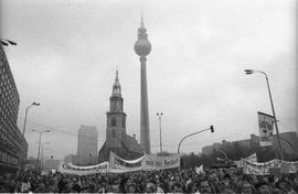 Berlin Wschodni – manifestacja na Alexanderplatz