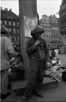 Protest pacyfistów