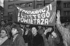 Demonstracja w rocznicę stanu wojennego 1988