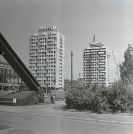 Budowa budynków mieszkaniowych na pl. Grunwaldzkim we Wrocławiu - tzw. wrocławski Manhattan