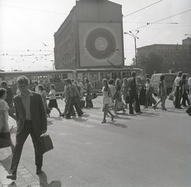 Skrzyżowanie ulic Świdnickiej i Piłsudskiego we Wrocławiu