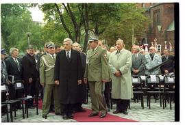 Uroczystość odsłonięcia i poświęcenia pomnika